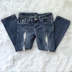 Rue 21 Capri jeans distressed size 5/6.